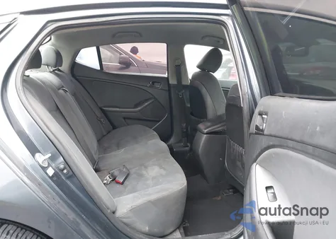 2015 Kia Optima Lx z USA, uszkodzony, nr VIN KNAGM4A79F5605441